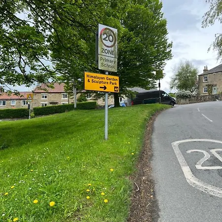 Woodside Nr Masham *